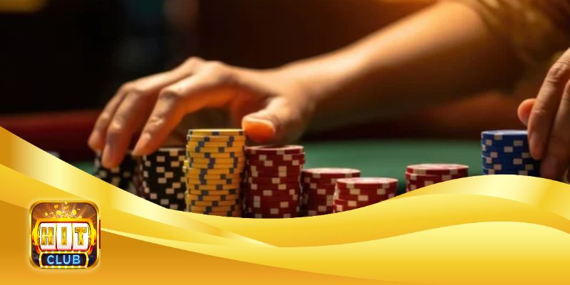 Liên Hệ Hitclub - Đảm Bảo Sự Hỗ Trợ Tốt Nhất Cho Người Dùng 2 Nhắn tin thông qua hệ thống live chat trên trang chủ hoặc app